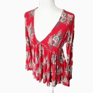 Free People Bell Sleeve Floral Top Size: Medium